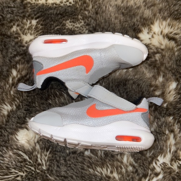 Nike Air Max Sz. 5C - Picture 4 of 5